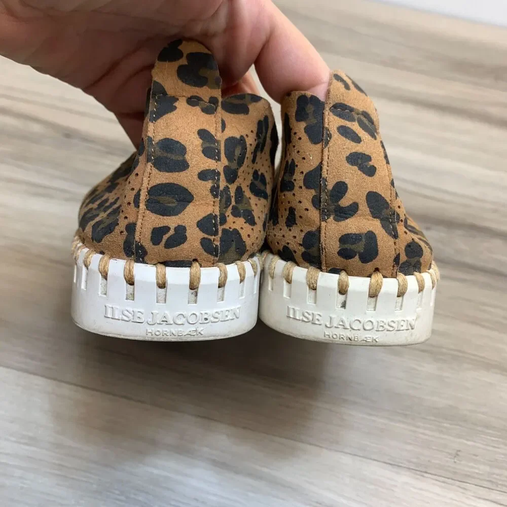 Ilse Jacobsen Hornbaek Latte Leopard Print Perforated Women Slip On 37 / 6.5 - 7